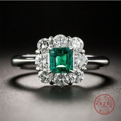 2019 Vintage Green Cubic Zirconia Ring Simple Flower Engagement Wedding Rings For Women Fashion Birthstone Jewelry Accessories