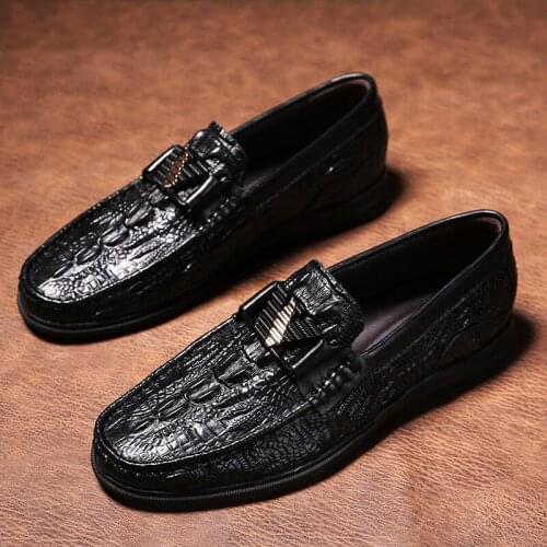 2021 mens shoes leather cowhide casual shoes Italian black mens driving shoes Antiskid sports shoes mens four seasons Shoes