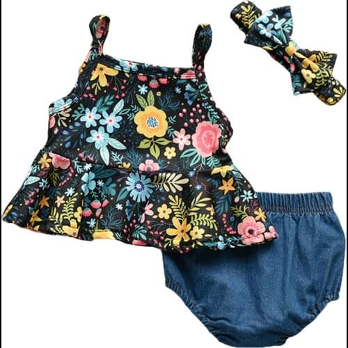 Baby Girl’s Summer Three Piece Set Fashion Flower Suspender Tops and Solid Color Short Pants with Headband