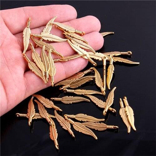 Sweet Bell 80 pcs 7*32mm Antique gold Zinc Alloy Feathers Charms Diy Jewelry Findings Jewelry Accessories wholesale D1003-1