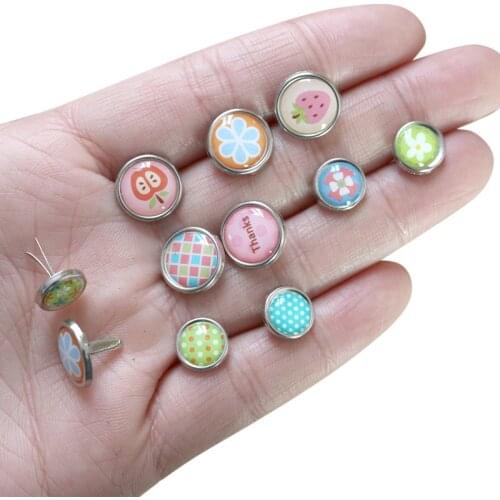 100Pcs Mixed Pattern Metal Crafts Fastener Brads Children Hand DIY Scrapbooking Embellissement Resin Patch Decor Brads Rivets