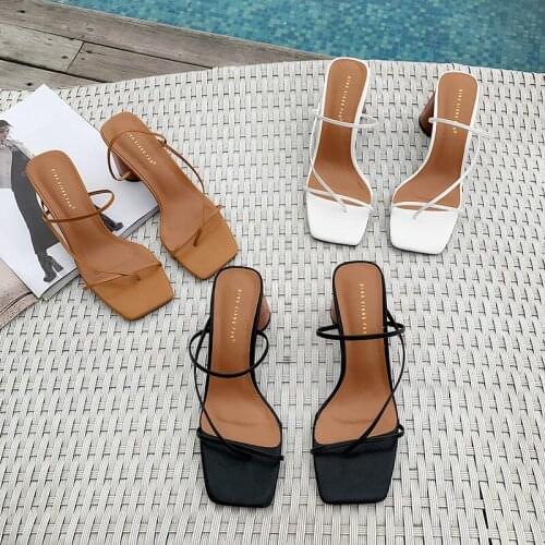 Narrow Band gladiator sandals girls thong flipflops street square toe heel slippers women high heels shoe summer clip toe slides