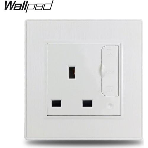 Wallpad S6 White 13A UK 3 Pin Plug Wall Socket With 3.1A Double USB Charging Port Outlet Brushed PC Plastic Panel Frame