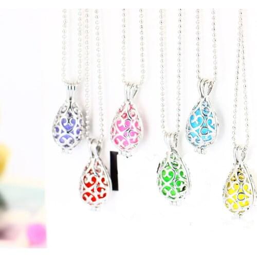 Sliver Plated Geometric Aromatherapy Diffuser Pendants Necklace Essential Oils Diffuser Balls Hollow Locket Perfume Pendant