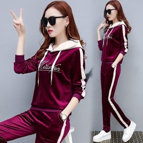 Ladies Suit 2020 Autumn Gold Velvet Casual Sports Suit Womens Long-sleeved Trousers Loose Plus Size Running Suit Two-piece