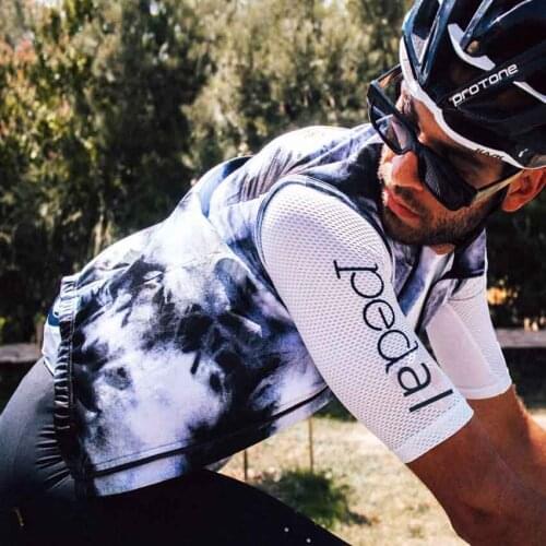 2021 mens and womens casual sweatshirts cycling clothes couple models can be customized