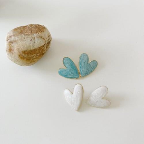 Minar Romantic Sky Blue White Color Enamel Heart Earrings for Women Girls Summer Metal Love Stud Earrings Party Holiday Jewelry