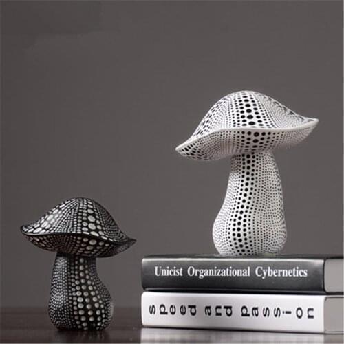 European Style Simulation Mushrooms Yayoi Kusama Wave Point Resin Craftwork Statue Coffee Shop Decoration