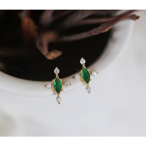 925 Sterling Silver Shiny Zircon Emerald Fashion Elegant Wedding Vintage Earrings Cross Ear Stud Earrings Jewelry for Women Gift