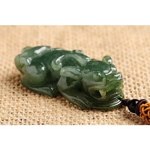 Natural Myanmar cyan jadeite handcarved brave troops pendant simple retro pendant temperament jewellery fashion for women men