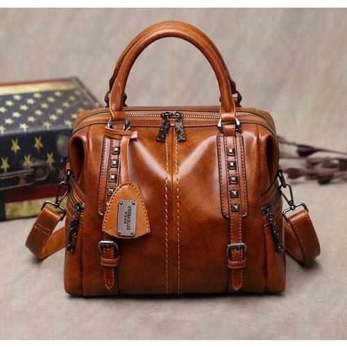 Johnature 2021 New Luxury Handbag Women Bag Retro Oil Wax Leather Shoulder Bags Fashion Rivet Large Capacity Crossbody Bags