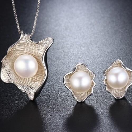 HENGSHENG Genuine Pearl Necklaces & Earrings,Women Jewelry Set,Big Bread Round Pearl with Shell Shape Accessories,Party Jewelry
