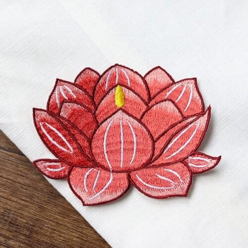 50pcs/lot Lotus Embroidery Patches Letters Clothing Decoration Accessories Diy Iron Heat Transfer Applique Patches for Clothing