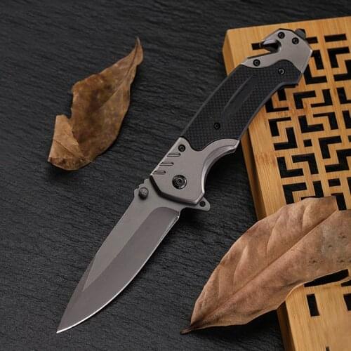 High quality damascus 9CR18 tactical outdoor folding knife survival combat pocket knife VG10 handle EDC hunting folding knives