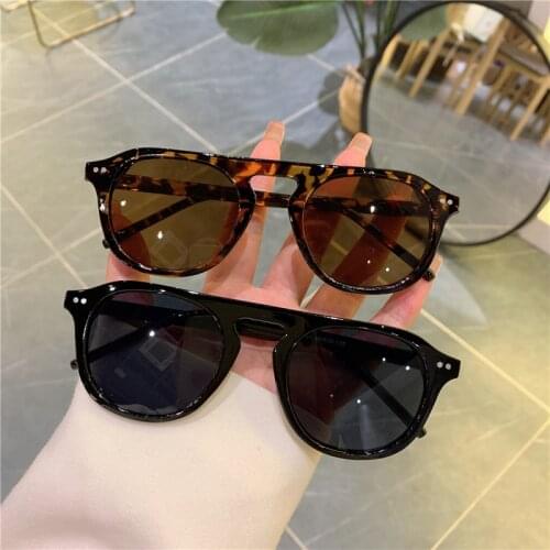Square Frame Shades Sun Glass For Women 2021 New Retro Fashion Vintage Designer Sunglasses Women And Man Black Transparent
