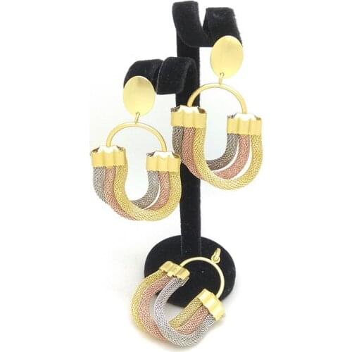 2021 New Gold Silver Pink Color U-shape Earrings For Women Trendy Geometric Drop Statement Earrings Fashion Party Jewelry Gift