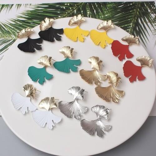 New Style Big Ginkgo Leaf Pendant Earrings for Women Metal Statement Leaves Earring Party Jewelry Wholesale Christmas Gift