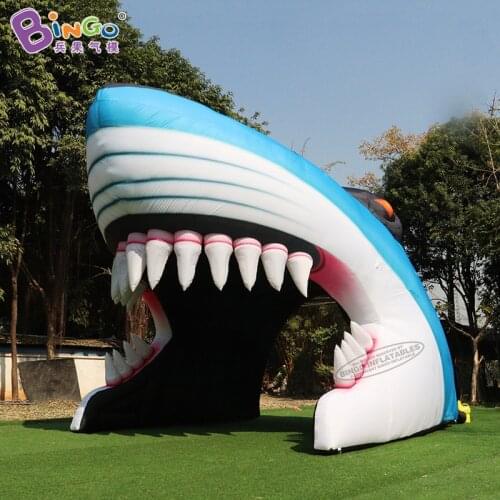 Customized 6x4.3x4.6 Meters Inflatable Shark Head Tunnel For Outdoor Activities - BG-O0249