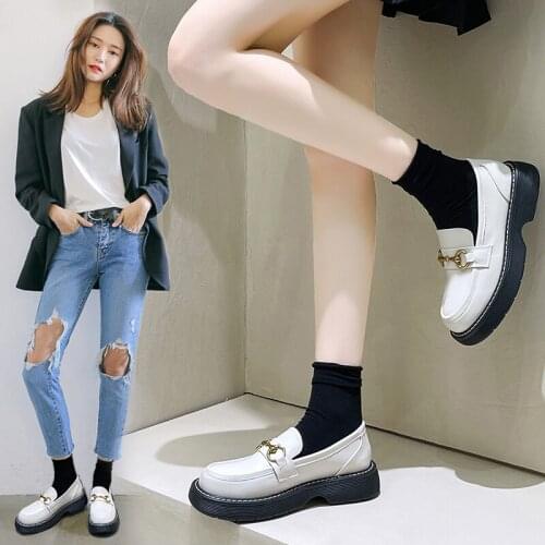 Kingremit Leather Pumps