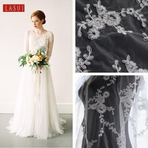 LASUI 2017 off whiteCar Bone embroidery Lace Fabric Wedding Handmade DIY Material Clothing Accessories bridesmaid dresses X0223
