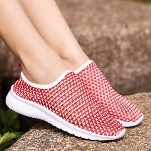 Woman Tennis Shoes Tenis Feminino Unisex Slip on Red Black Sport Shoes Sneakers Light Outdoor Men Gym Trainers Zapatos De Mujer