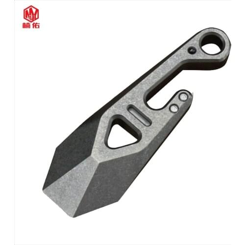 1 PCS EDC Titanium Alloy Multifunction Crowbar Portable Keychain Necklace Pendant Outdoor Camping Picnic Corkscrew