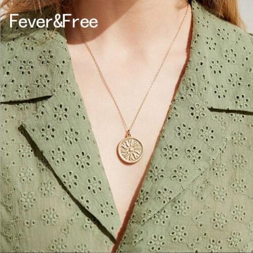 Fever&Free Bohemian Vintage Personality Sun Necklace Simple Engrave Matte Gold Choker Necklaces Round Coin Jewelry Hot Sale 2019