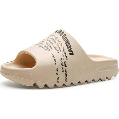 COWCOM 2021 Summer Slides Men Shoes Slippers Indoor House Slippers Graffiti Beach Slipper EVA Quality Cartoon Shoes CJZ-898