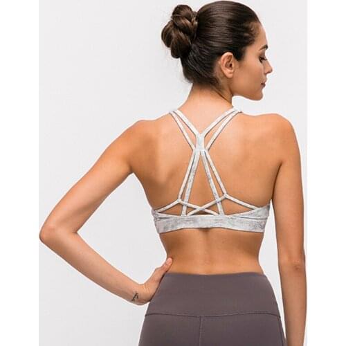 Padded Strappy Sports Bra Yoga Tops Activewear Workout Clothes For Women Wireless Fitness Athletic Exercise Running Bras