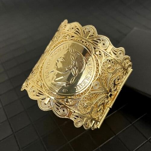 Trendy Wide Metal Bangles for Women French Jewelry Coin Bracelets Girl Party Ornament Luxury Bridal Bracelets Bangles