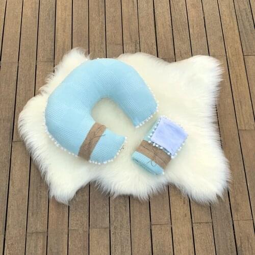 Morven Mint Green Pompom Breastfeeding Pillow and Müslin Pike Tackle