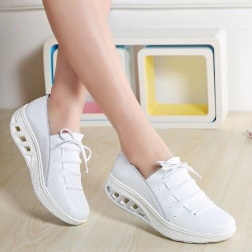 Big Size 35-42 Lace-up Slim Shoes for Female Ladies Outdoor Thick Bottom Sneakers Womens Anti-slip Sweat Sport Shoes Date Shoes