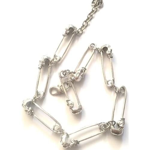 Charm Skull Pin Jewelry Silver Color Safety Minimalist Necklace Small Brooch Pendant Chain Unisex Chic Punk Halloween Decoration