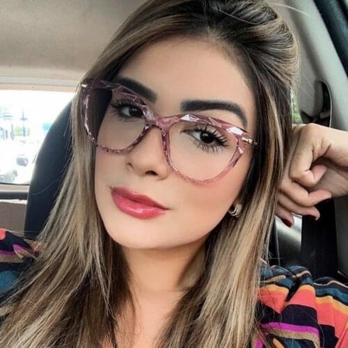 New Cat Eye Pink Clear Glasses Frame Women Fashion Transparent Fake Myopia Glasses Frame Female Computer Eyewear Spectacle Frame