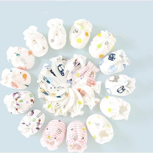 Spring 4 Pairs Newborn Baby Gloves Socks Cotton Baby Gloves Anti-Scratch Cute Cartoon Protection Face Infant Mittens Kids Gift