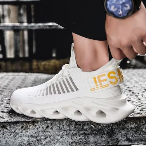 Women and Man Sneakers Breathable Vulcanized Running Shoes Outdoor Sport Fashion Comfortable Casual Couples Mens Casual Shoes