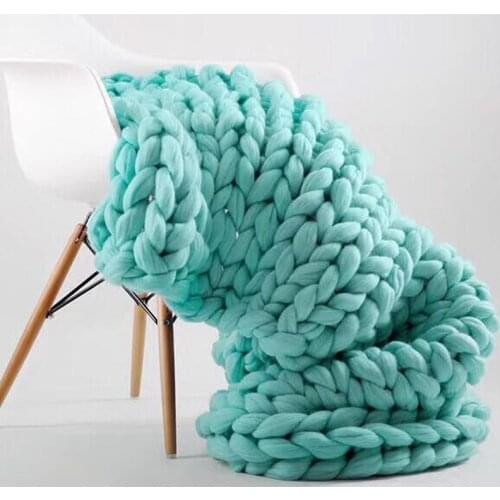 POLLUELO Woolen Blankets On The Sofa