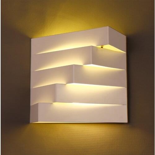 E27 Creative Personality Art LED Wall Light Geometric Space Bedside Wall Lamps For Bar Cafe Hotel Restuarant Aisle Corridor