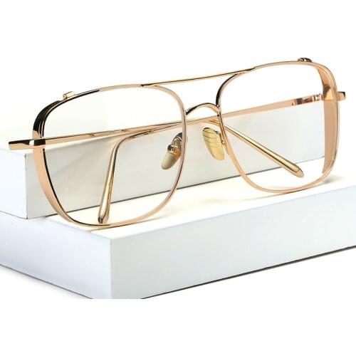 Big Frame womens new fashion trendy street photo in Europe and America