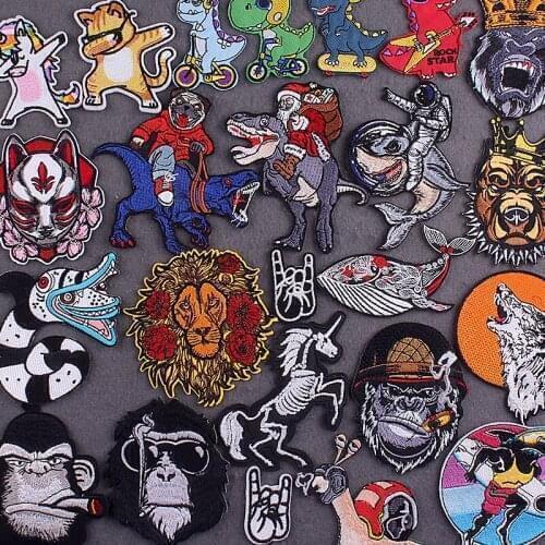 Embroidered Patch Hippie Animal Patches On Clothes DIY Punk Clothes Stripes Dog Orangutan Iron on Patches for Clothing Stickers