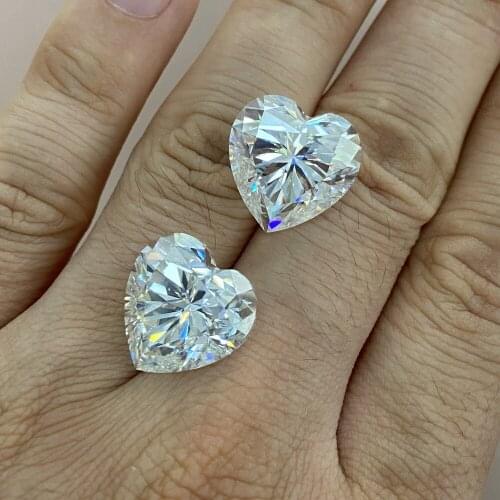 Mosangnai Pass Diamond Test D VVS1 8x8mm 2 Karat Heart Cut Supper White Loose Gemstone Moissanite Ring
