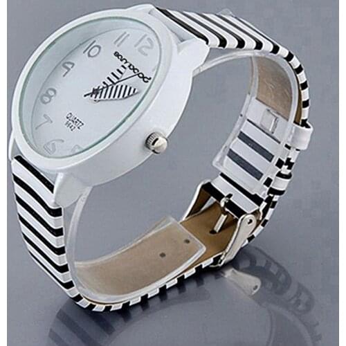 Fashion Women Watch Striped Strap Round Case Clock Casual Quartz Analog Wrist Watch women watches reloj mujer New Ladies Watch