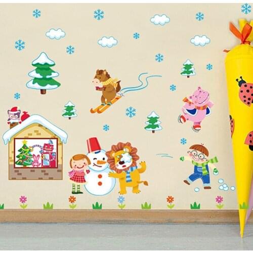 Little Friends Play Snow Kindergarten Classroom Childrens Room Decoration Removable Wall Stickers
