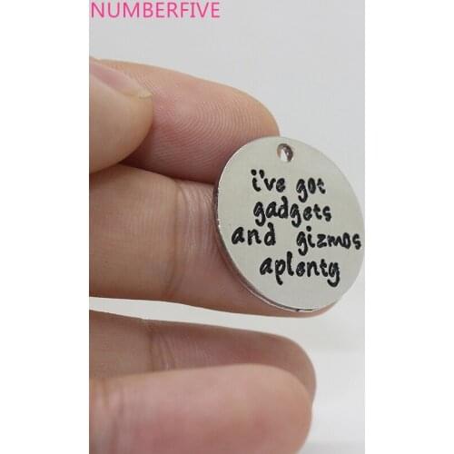8pcs--22mm Antique silver tone I've got gadgets and gizmos aplenty Charms pendant