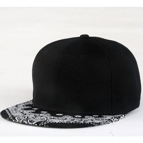 Fashion Outdoor Man Woman Cap Summer Baseball Cap Sun Hat Adjustable Hip Hop Snapback Caps Hat White Paisley Pattern Black Hat
