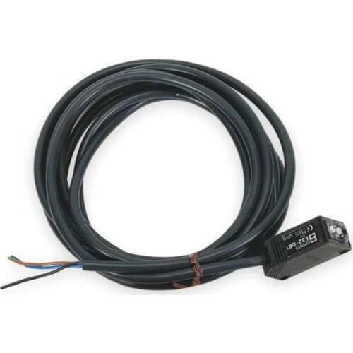 E3Z diffuse reflection photoelectric sensor E3Z-D81 5M BY OMC E3Z 9138G PBT | 100mm | PNP