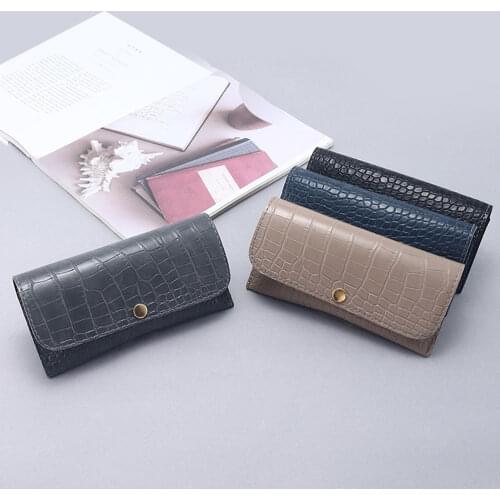 1pcs Fashion Stone Pattern Leather Glasses Case Personalized Buckle Leather Sunglasses Case Trendy Sunglasses Case Glasses Bag