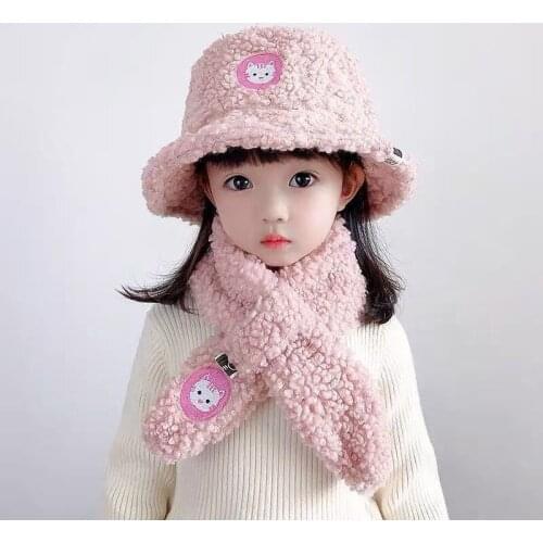 Childrens winter lambskin bucket hat baby girl hat autumn and winter warm and cute super cute two-piece set Korean hat