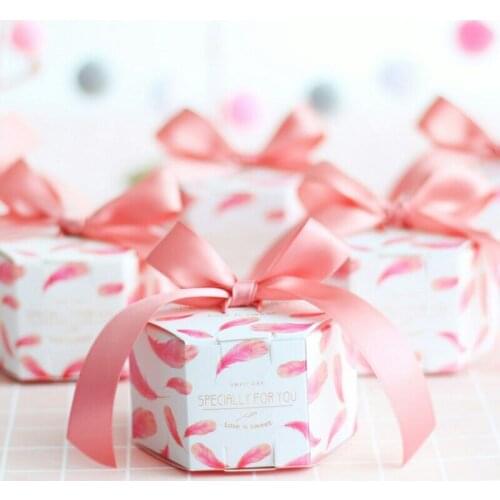 New Pink feather Candy Box with ribbon chocolate gift boxes wedding favors Gifts Boxes Baby Shower Paper gifts Party Supplies
