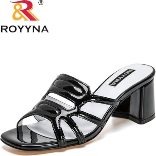 ROYYNA 2021 New Designers Brand Slippers Fashion High Quality Patent Leather Ladies Flip Flops Luxury Slides Women Summer Sandal